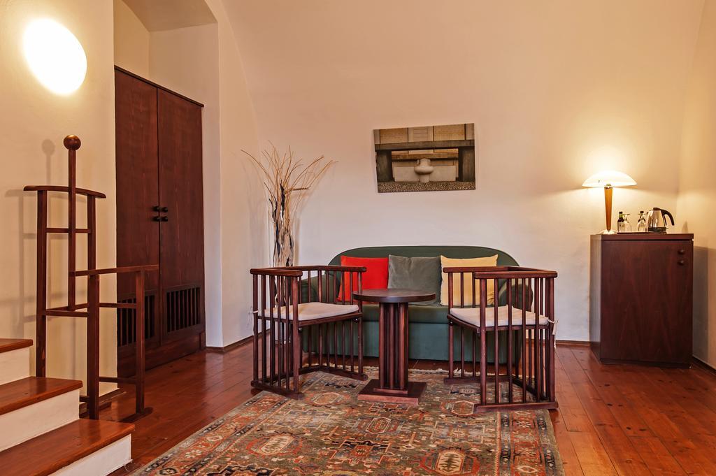 Hotel Domus Henrici à Prague Extérieur photo