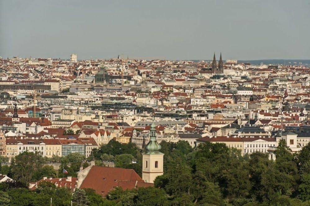 Hotel Domus Henrici à Prague Extérieur photo